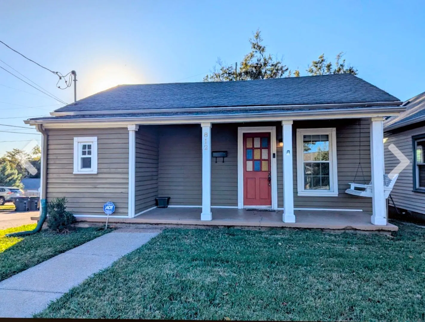Adorable East Nashville Cottage just a half mile to Shelby Park! — Photo 1