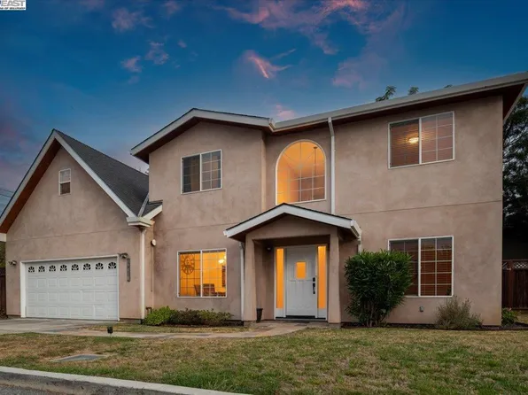 20295 Meadowlark Dr, Castro Valley, CA 94546