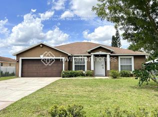 949 SW California Blvd, Port Saint Lucie, FL 34953