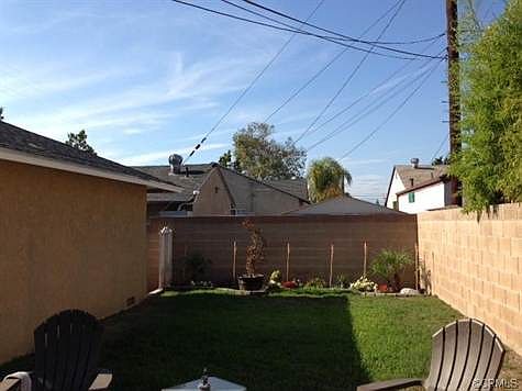 1st image of 11403 McLaren St