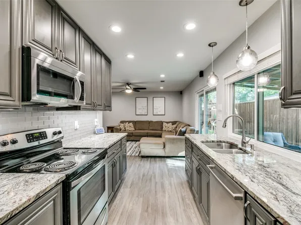 3229 Collins Blvd, Garland, TX 75044