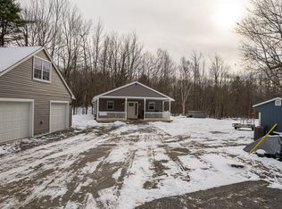 6 Breezy Acres, Mount Vernon, ME 04352