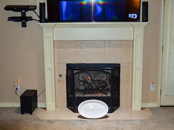 Gas Fireplace 