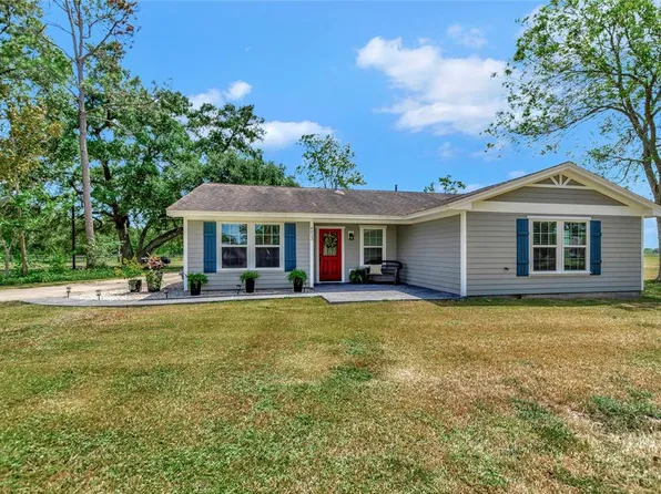 4913 Cherry Street, Santa Fe, TX 77517