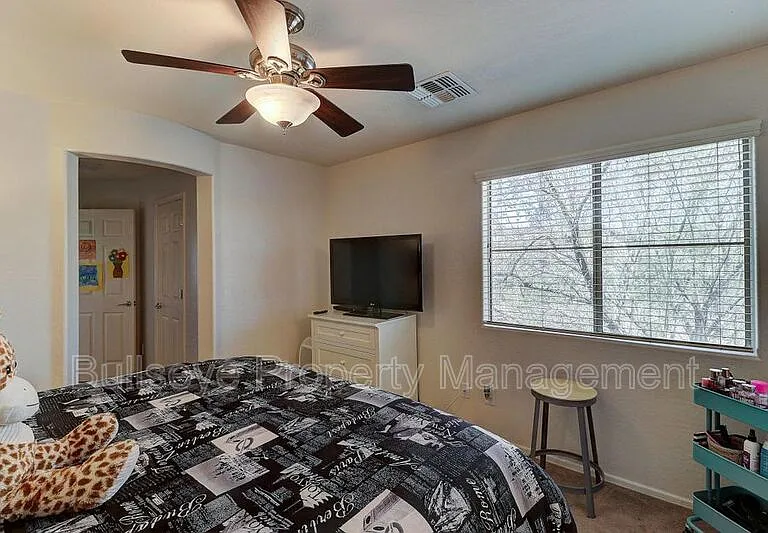 15042 N 142nd Ln — Photo 19
