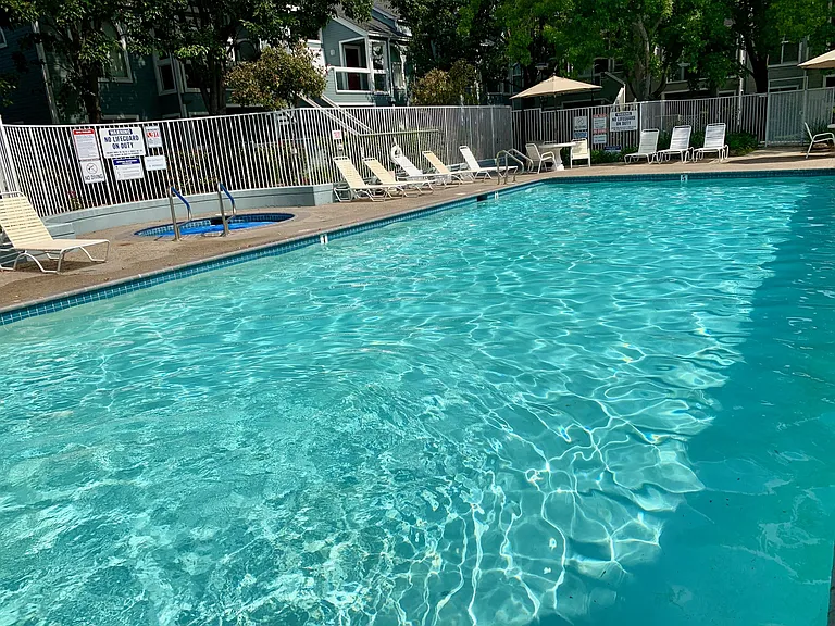 840 Portwalk Pl — Photo 12