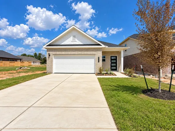 9774 Enclave Ridge Rd, Willis, TX 77318
