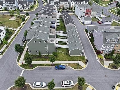 5th image of 515 Gillespie Dr