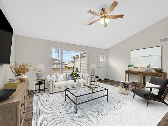 2nd image of 5824 Bleacher Ave