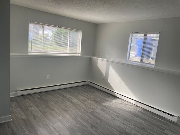 24 Franklin St APT 1