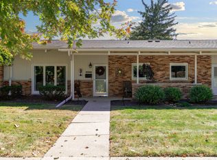 2205 Benjamin Ln #4, Bloomington, IL