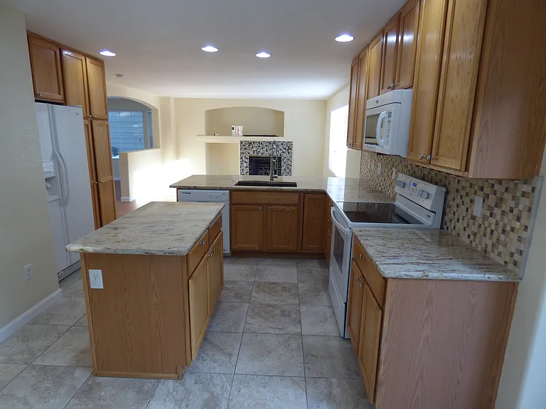 5468 Ben Park Cir — Photo 2