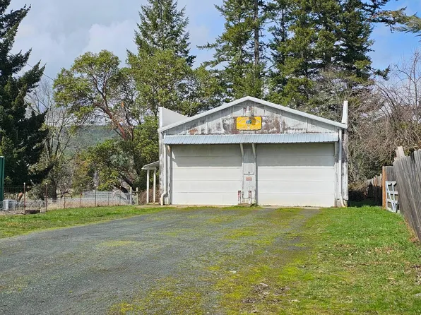 Lake Shore Dr, Selma, OR 97538