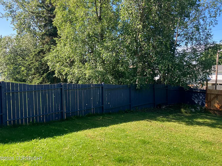 11530 Echo St — Photo 27