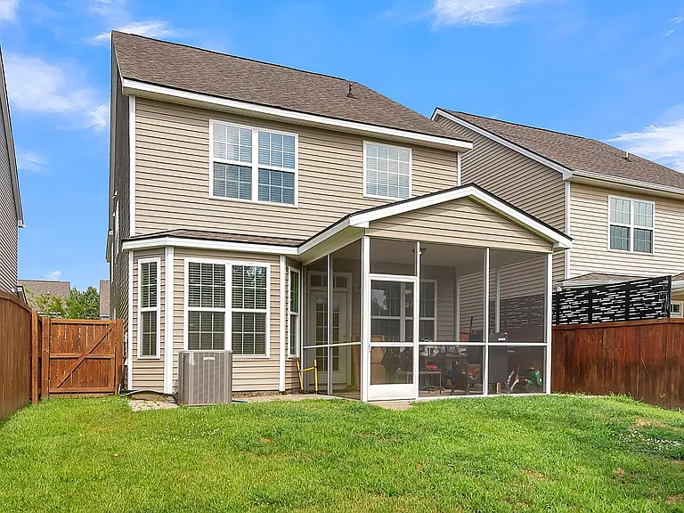 8903 Skipping Rock Ln — Photo 35