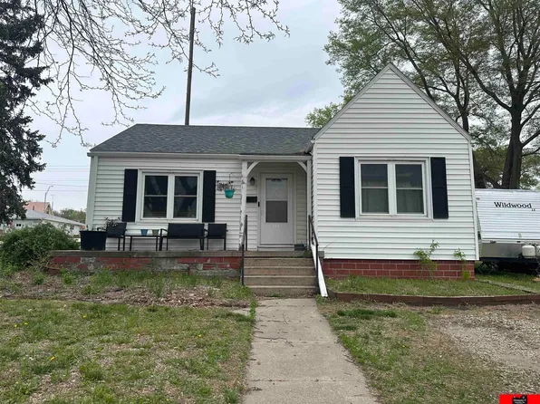 344 N Main St, West Point, NE 68788