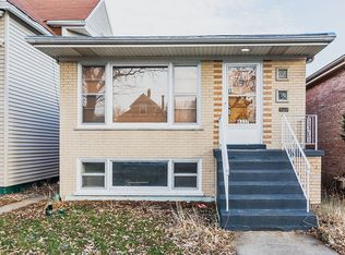 4337 N Ridgeway Ave, Chicago, IL 60618