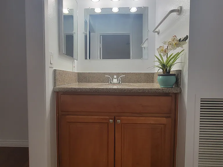 26018 Alizia Canyon Dr #C — Photo 12