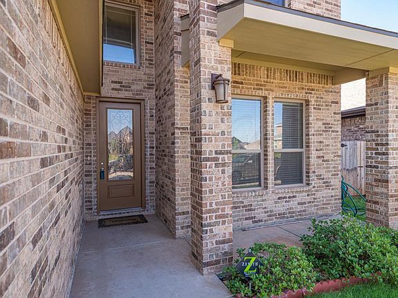 4th image of 1404 Lumina Ct