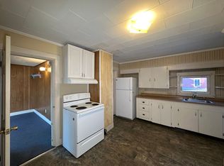 26 Waterville Rd, Skowhegan, ME 04976