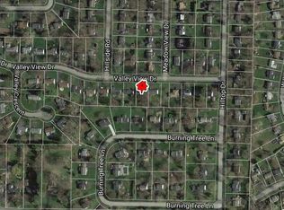 17 Valley View Dr, Penfield, NY