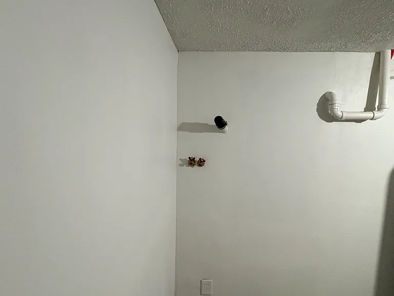 617 Pine Hill St #1 — Photo 11