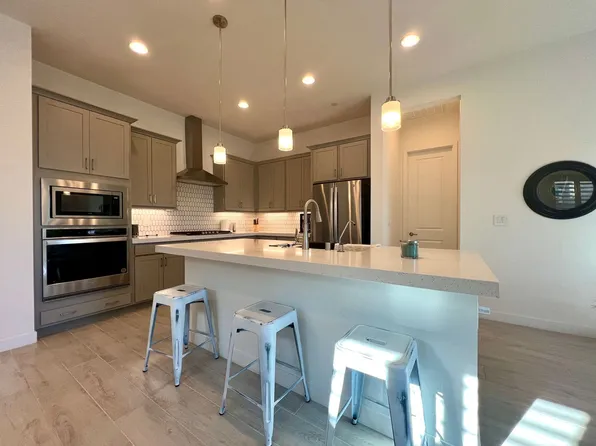 116 Ibiza Lake Dr, Henderson, NV