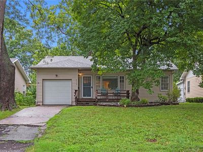 8328 Locust St, Kansas City, MO, 64131