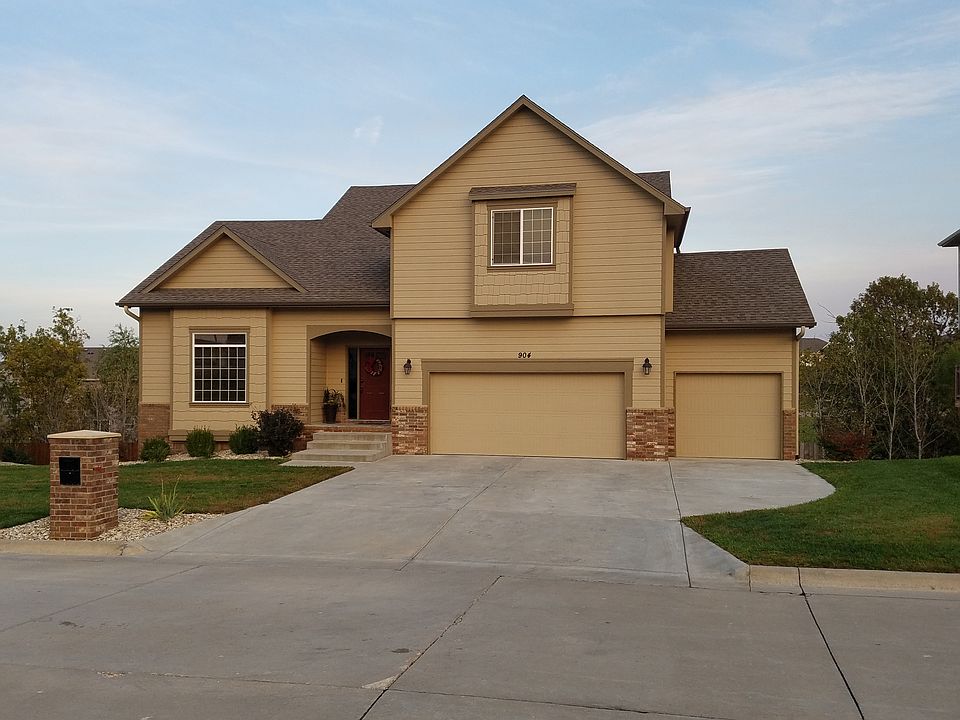 904 Locharno Dr.