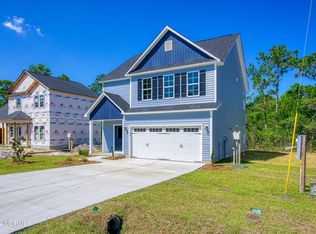 157 Everett Yopp Dr, Sneads Ferry, NC 28460