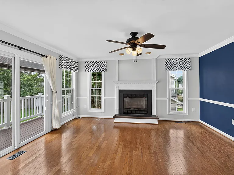 39 Thornberry Ln — Photo 3