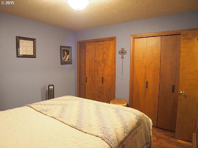 2nd image of 1100 Lincoln St