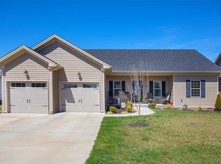5357 Amber Creek Ln, Bowling Green, KY 42101