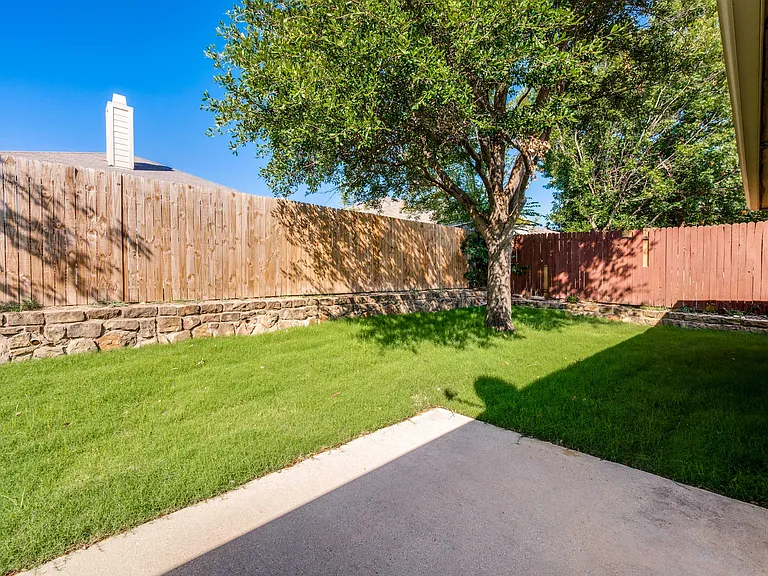 12841 Serenity Dr — Photo 25