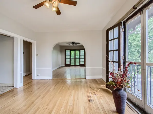 104 S Scoville Ave APT 3A, Oak Park, IL 60302
