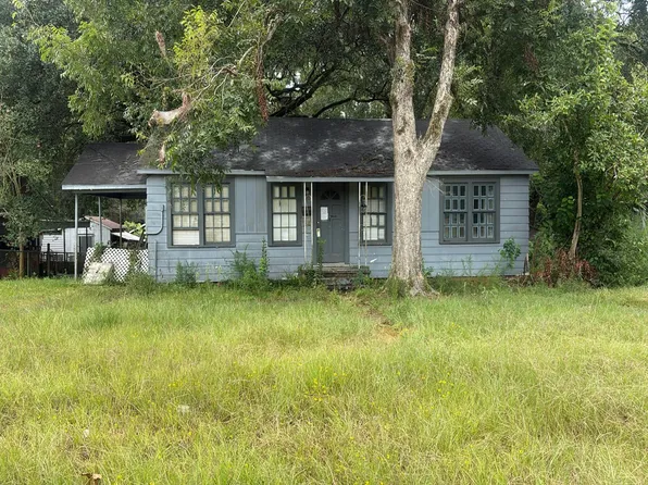 610 Fox St, Pineville, LA 71360