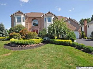 23 Barn Owl Ct, Marlboro, NJ 07746