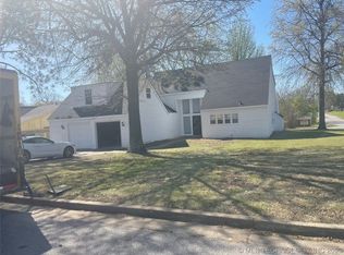 2382 W Tecumseh St, Tulsa, OK 74127