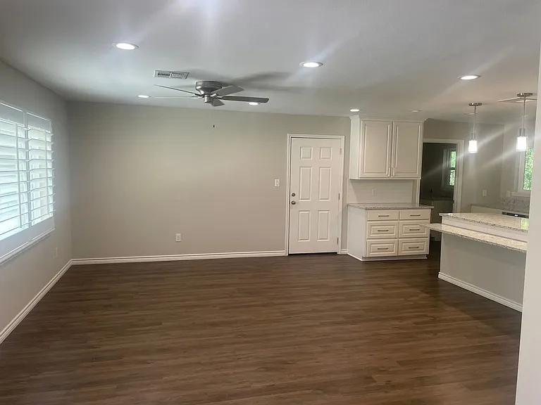 1409 N Blair St — Photo 3