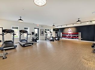 1805 W Argyle St APT 3A, Chicago, IL 60640