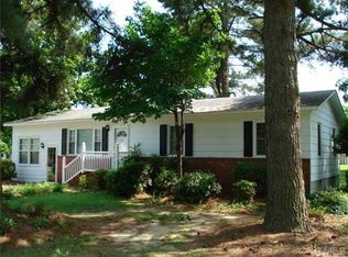 101 W Heath Ave, Smithfield, NC 27577