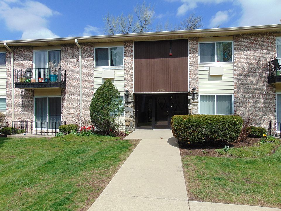 1st image of 8996 Kennedy Dr #105E