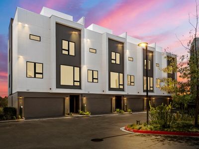 6017 W Oaks Blvd, Rocklin, CA, 95765