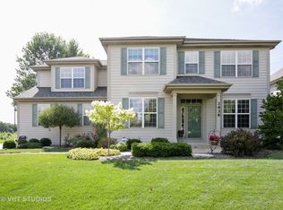 1436 Blume Dr, Elgin, IL 60124