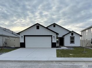 12425 Shadow River St, Caldwell, ID 83607