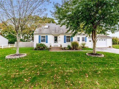 8 Charles Ave, Westerly, RI, 02891