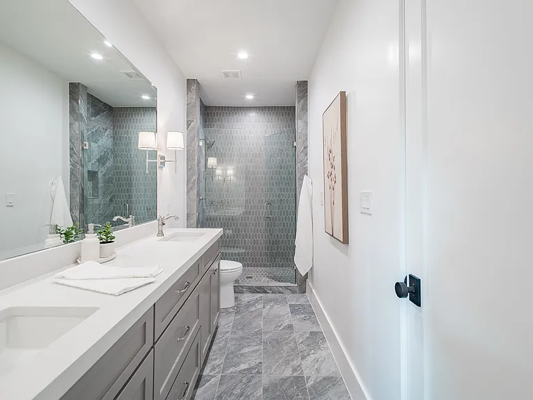 4525 Emerson Ave #3L — Photo 18