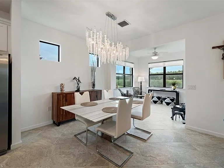 5644 Celebration Dr — Photo 18