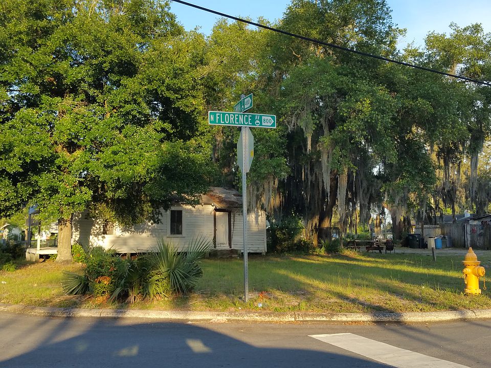 2nd image of 406 Emma St