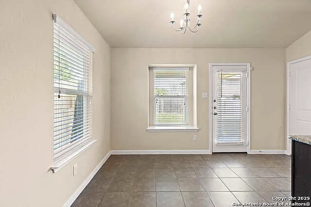 117 Linden Ln — Photo 17